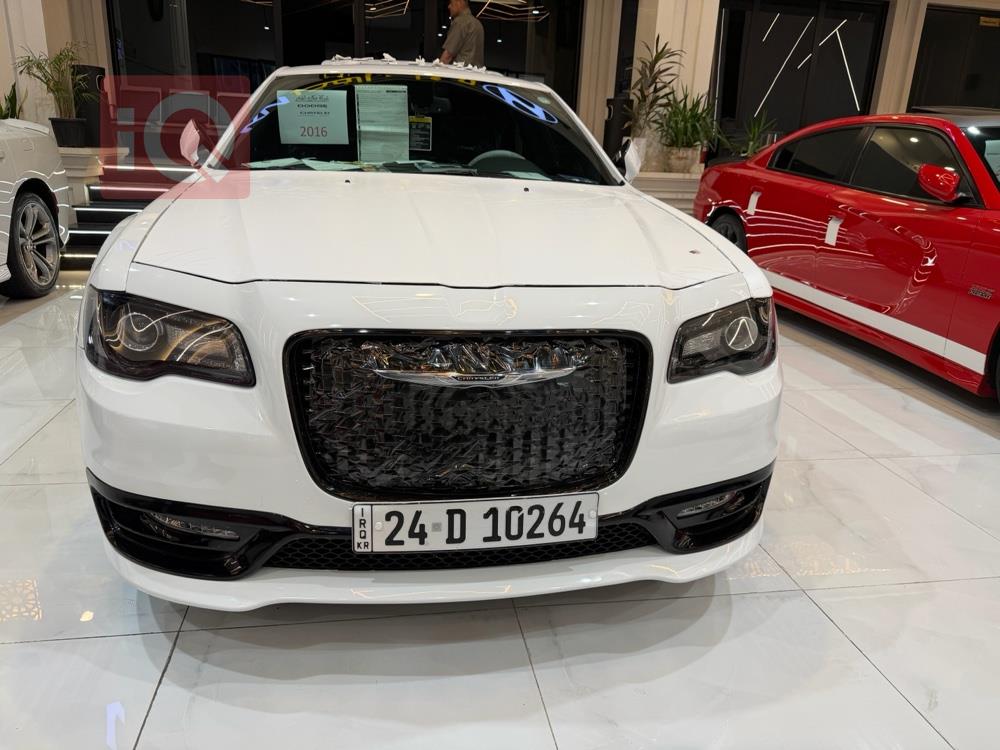 كرايسلر 300